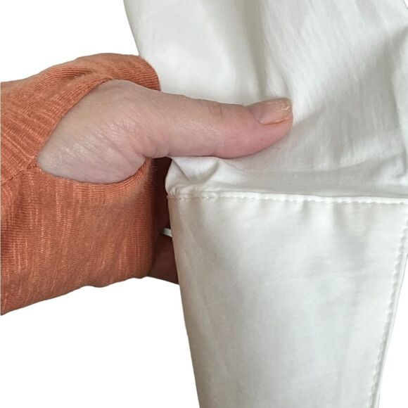 Marla Wayne layers. Chrisp pure white button up shirt size small. - Picture 2 of 6